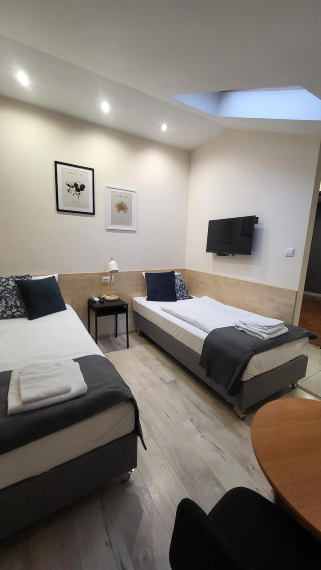 Aparthotel Riva Zawiercie Esterno foto